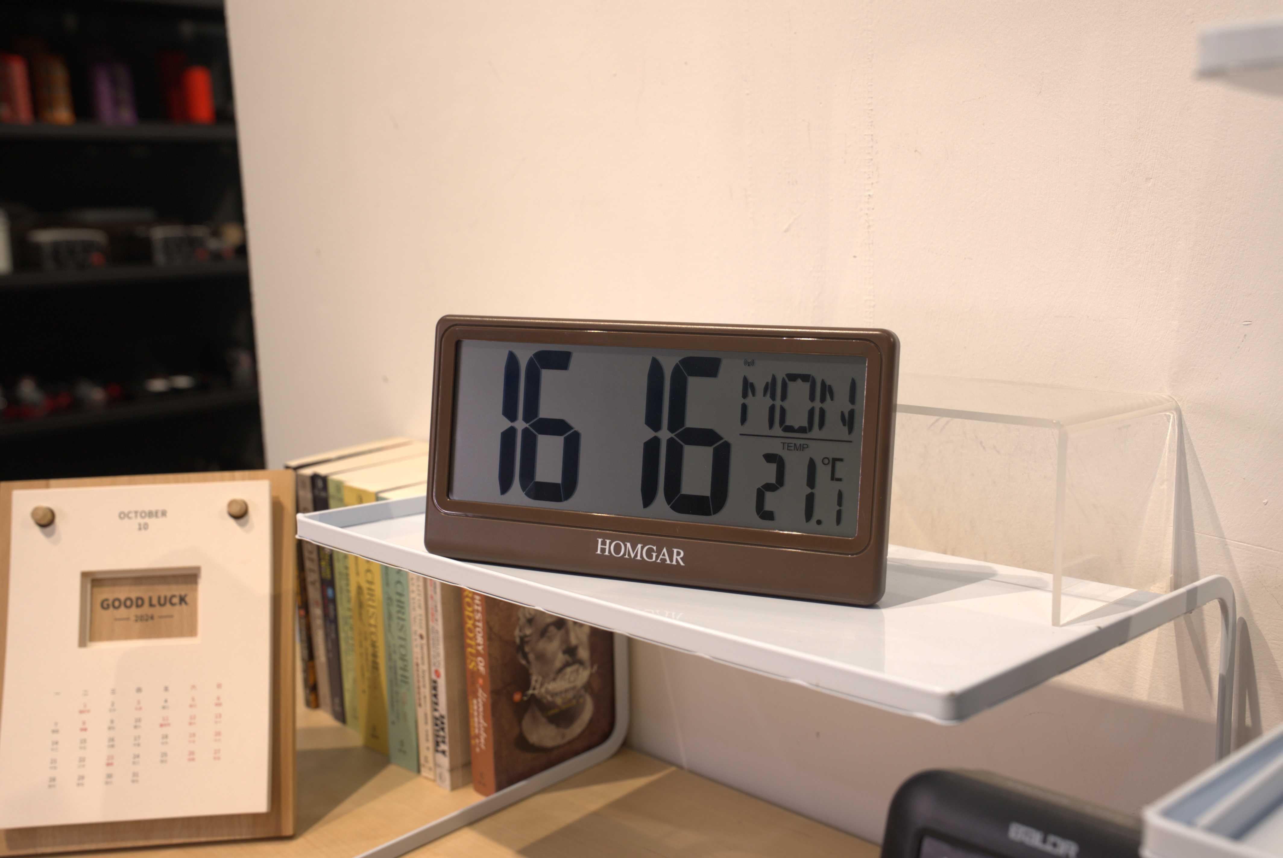 Homgar Lifetime Large Digital Clock with Day & Date, Customizable Alarms